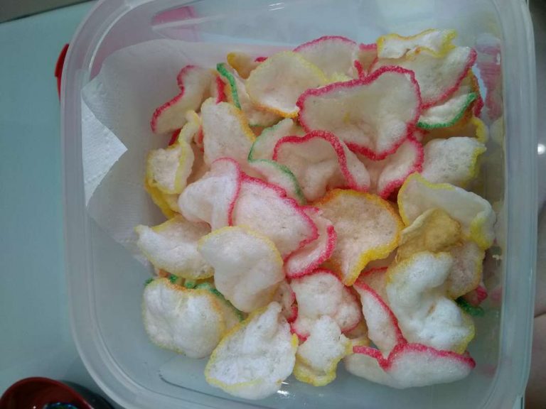 Cara Membuat Kerupuk Bawang Yang Enak Dan Gurih Cara Membuat Kerupuk Bawang Yang Enak Dan Gurih